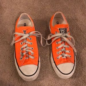 Neon Orange low converse